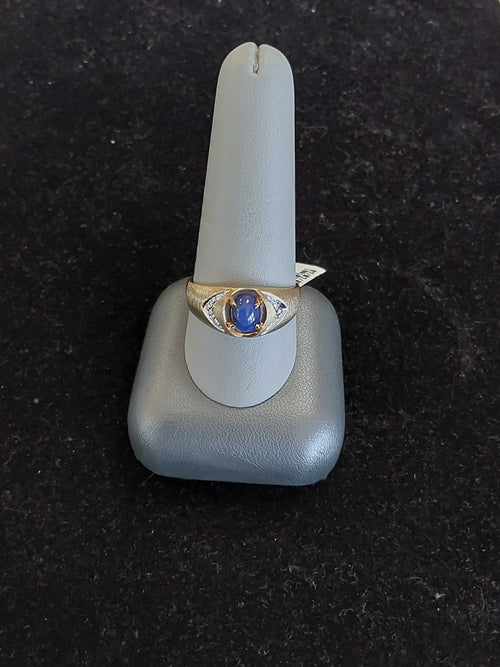 Women's Ring - Yellow Gold 10k (.417) 3.4 grams Size 10