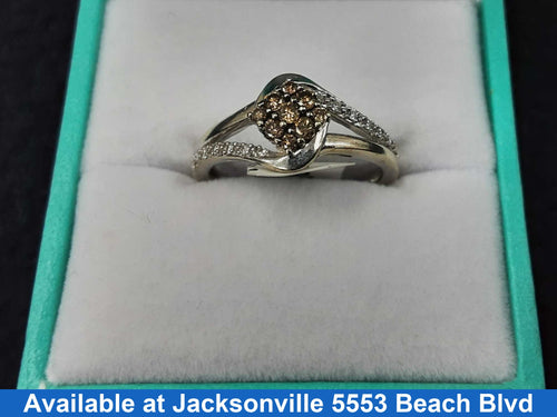 Women's Ring - White Gold 10k (.417) 3.3 grams Size 7
