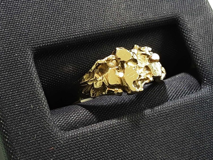 Men's Ring - Yellow Gold 10k (.417) 1.6 grams Size 5.5
