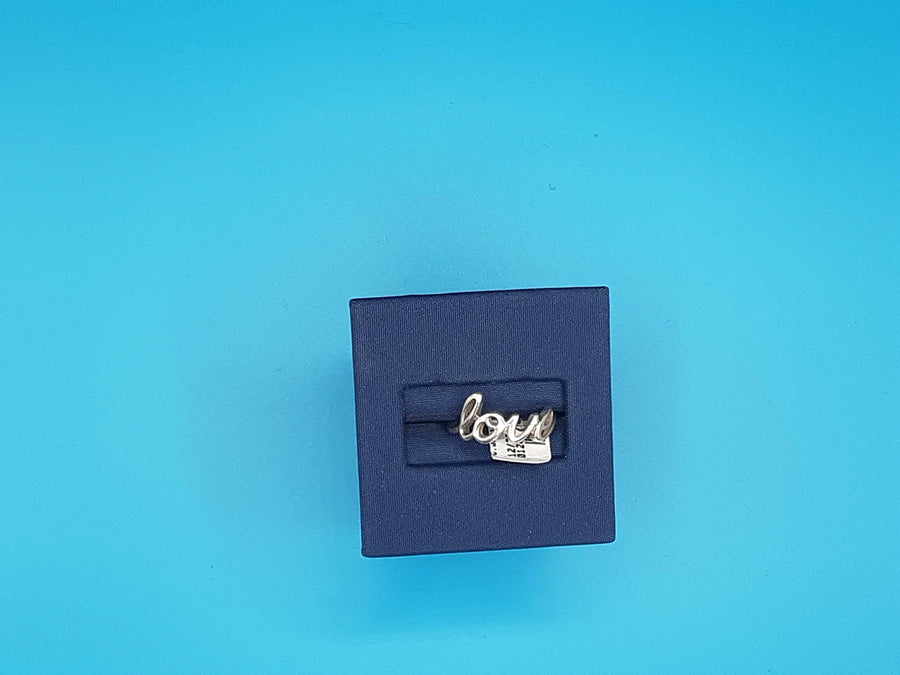 Women's Ring - Silver 1.6 grams Size 4