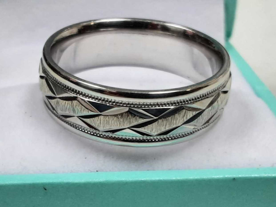 Ring - Wedding Band - White Gold 14k (.585) 9.3 grams Size 10.5