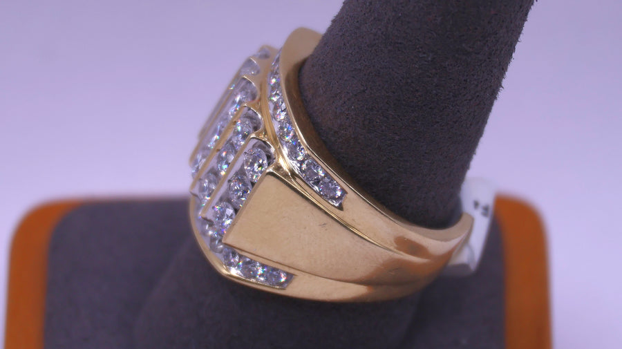 Men's Ring - Yellow Gold 14k (.585) 14.5 grams Size 10