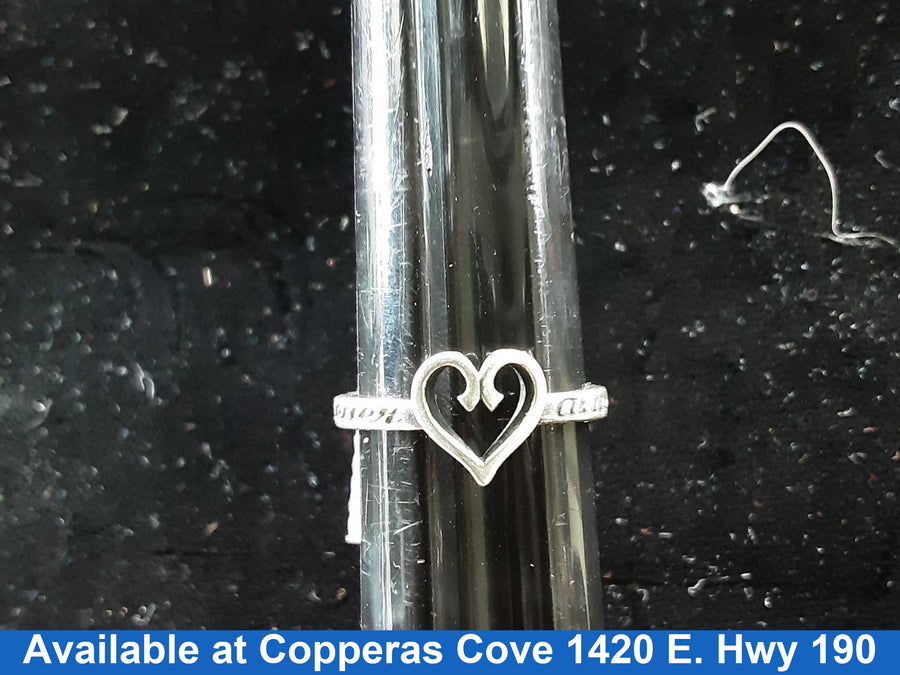 Women's Ring - Silver 2.8 grams Size 7