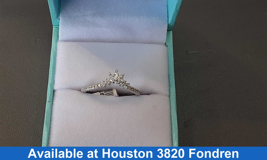 Women's Ring - White Gold 14k (.585) 2.2 grams Size 7.5