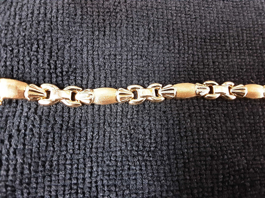 Bracelet - Yellow Gold 14k (.585) 9 grams 6 inch