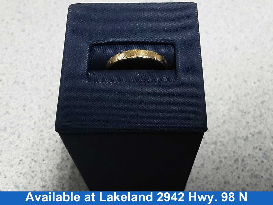 Ring - Wedding Band - Yellow Gold 14k (.585) 1.3 grams Size 7.5