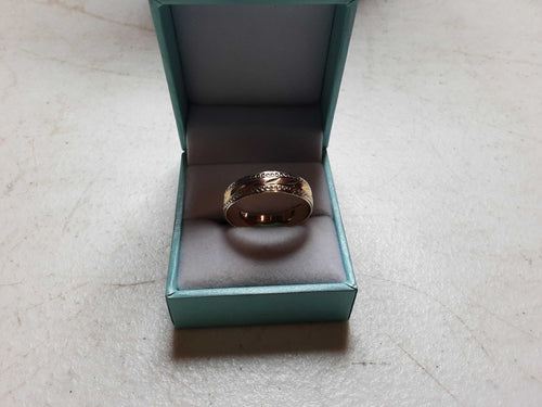 Ring - Wedding Band - Yellow Gold 10k (.417) 2.4 grams Size 12