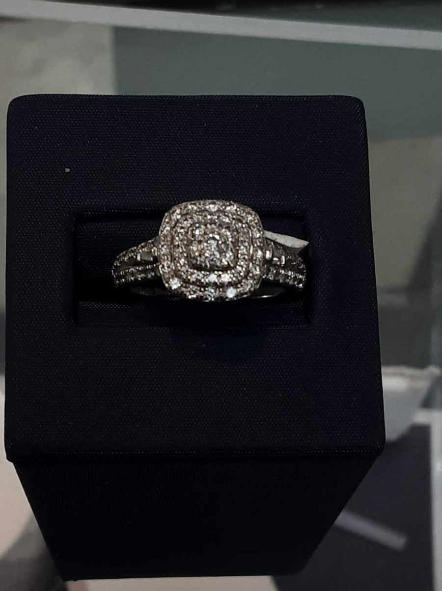 Ring - Engagement Set - White Gold 10k (.417) 4.4 grams Size 9