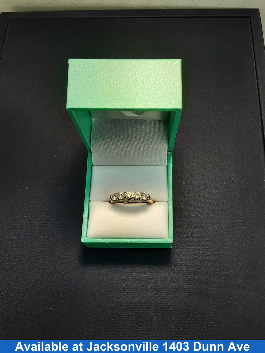 Women's Ring - Yellow Gold 14k (.585) 5.3 grams Size 8