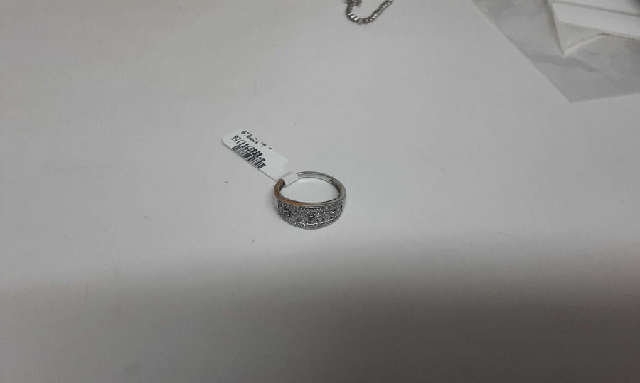 Women's Ring - White Gold 10k (.417) 2.7 grams Size 7
