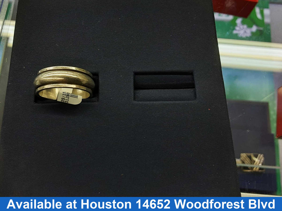 Women's Ring - Anniversary - Silver 8.2 grams Size 9.5