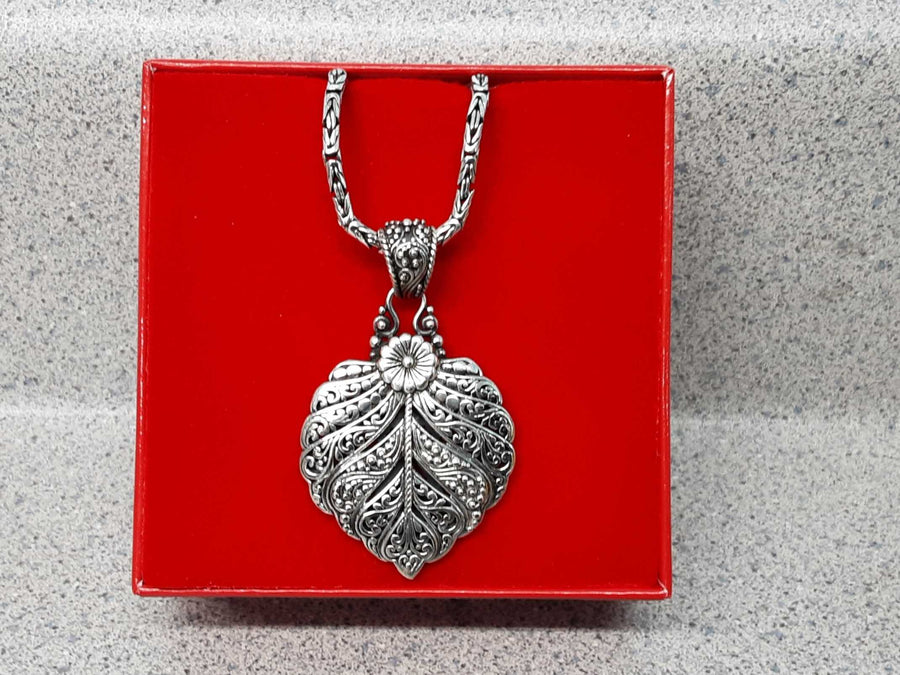 Chain - Silver 38.6 grams 20 inch