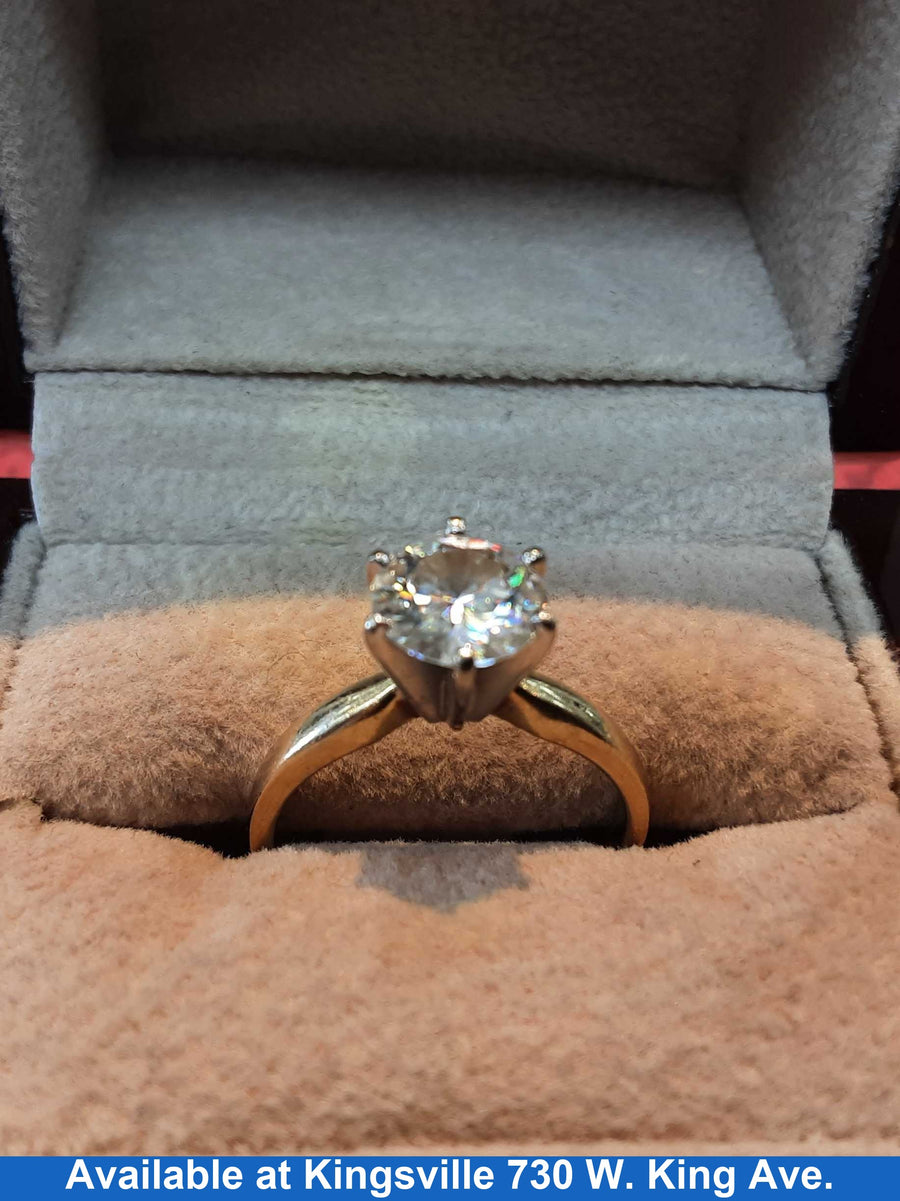Women's Ring - Solitaire - Yellow Gold 14k (.585) 3.7 grams Size 7