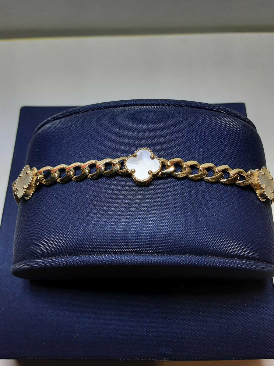 Cuban Link Bracelet - Yellow Gold 10k (.417) 6.7 grams 7 inch
