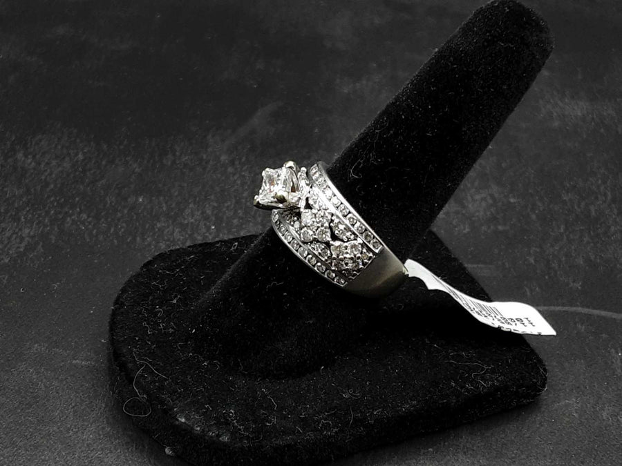 Ring - Engagement Set - White Gold 10k (.417) 4.8 grams Size 6.5