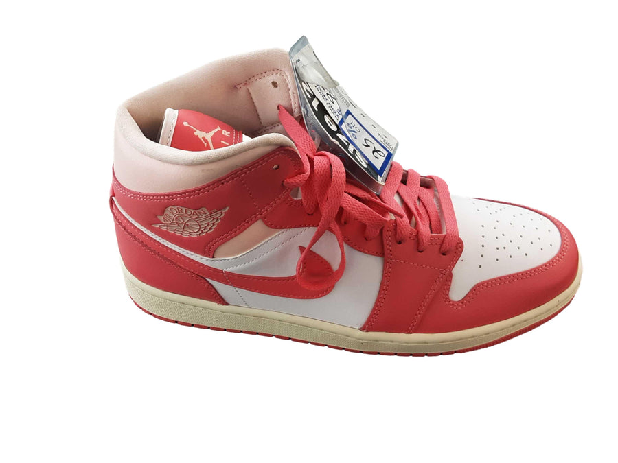 Strawberry And Cream Mid Jordan 1
