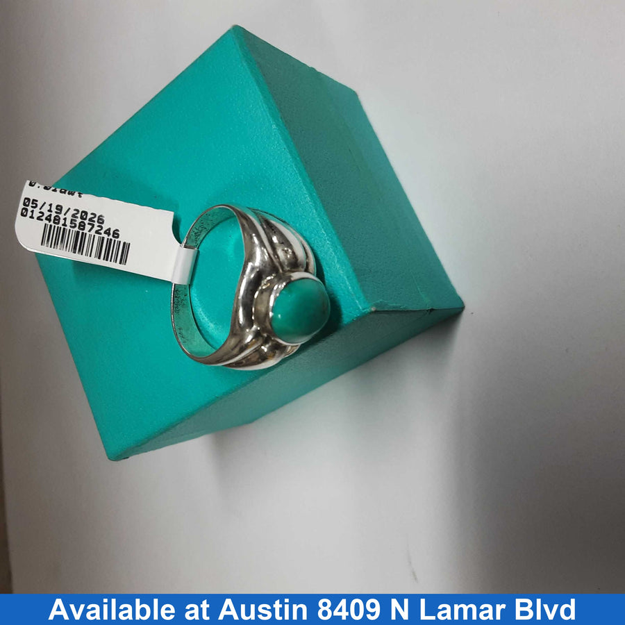 Women's Ring - Silver 6.7 grams Size 9