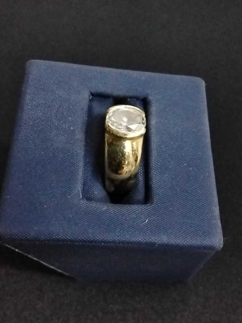 Men's Ring - Yellow Gold 18k (.750) 8 grams Size 20