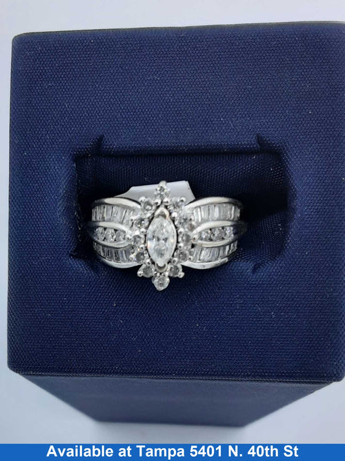Women's Ring - White Gold 10k (.417) 4.4 grams Size 6
