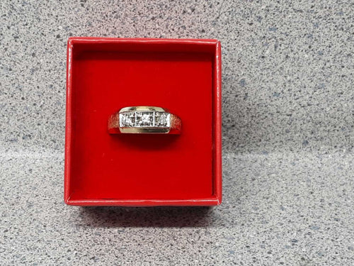 Men's Ring - Yellow Gold 14k (.585) 6.8 grams Size 10