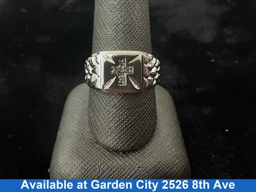 Men's Ring - White Gold 10k (.417) 5.2 grams Size 10