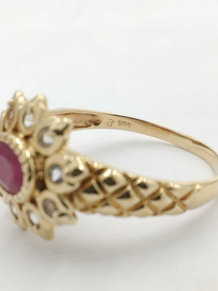 Women's Ring - Yellow Gold 14k (.585) 4.2 grams Size 11