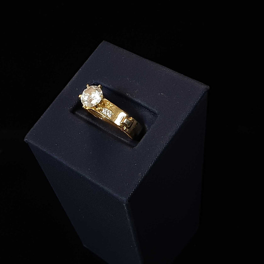 Ring - Engagement Set - Yellow Gold 14k (.585) 3.7 grams Size 7