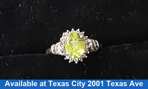 Women's Ring - Silver 3.3 grams Size 7
