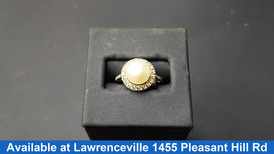 Women's Ring - White Gold 14k (.585) 3.4 grams Size 6