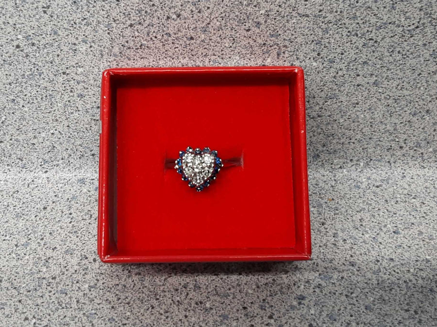 Women's Ring - White Gold 14k (.585) 3.1 grams Size 7.5
