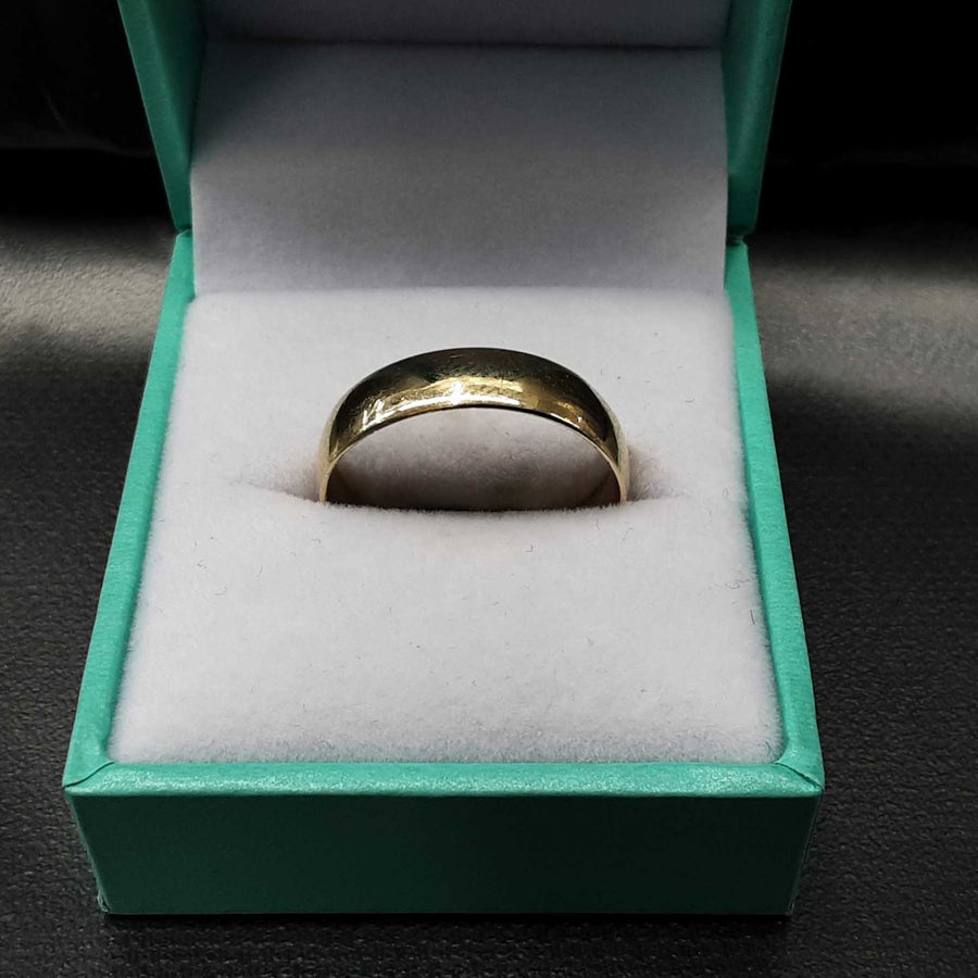 Ring - Wedding Band - Yellow Gold 10k (.417) 2.9 grams Size 10