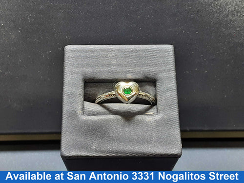 Women's Ring - Silver 3.4 grams Size 20