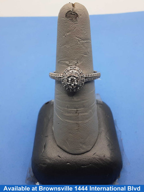 Women's Ring - White Gold 10k (.417) 2.8 grams Size 8