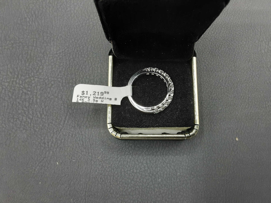 Ring - Wedding Band - White Gold 14k (.585) 3.5 grams Size 7