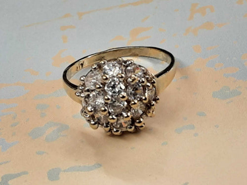 Women's Ring - Yellow Gold 10k (.417) 2.3 grams Size 7.5