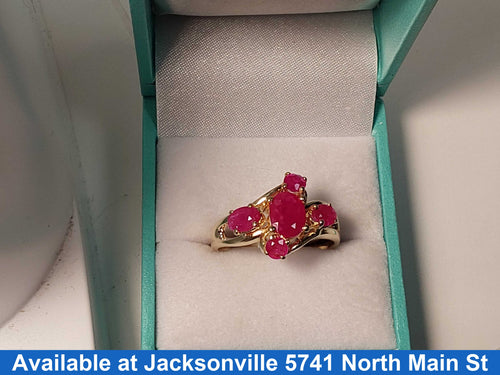 Women's Ring - Yellow Gold 14k (.585) 6.3 grams Size 10.5