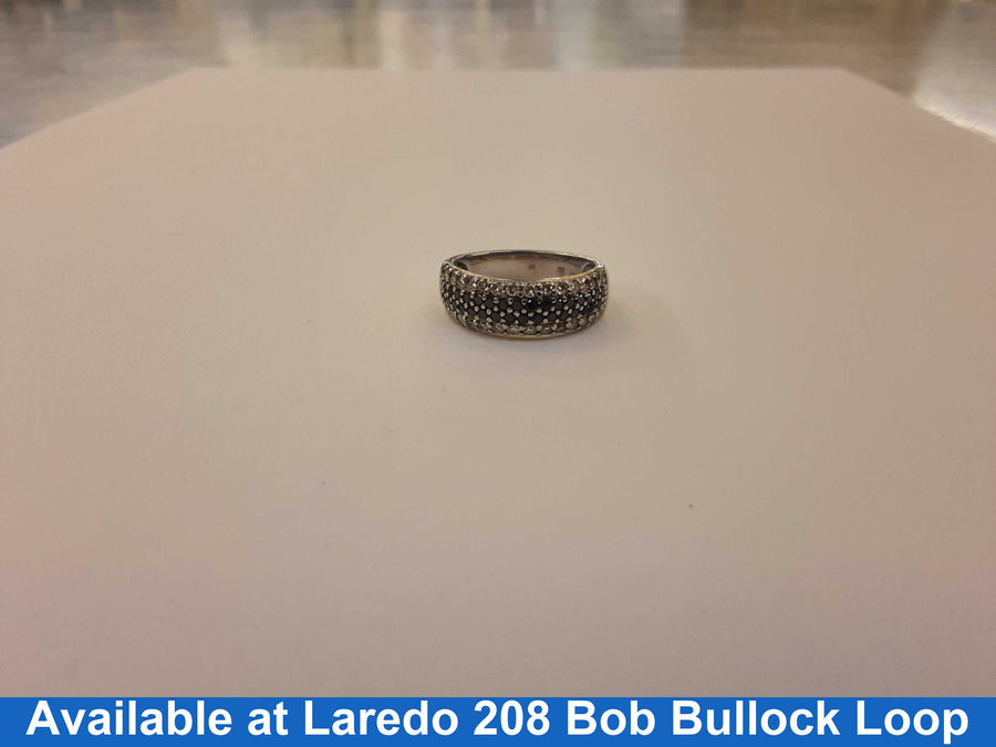 Women's Ring - White Gold 14k (.585) 4.8 grams Size 20