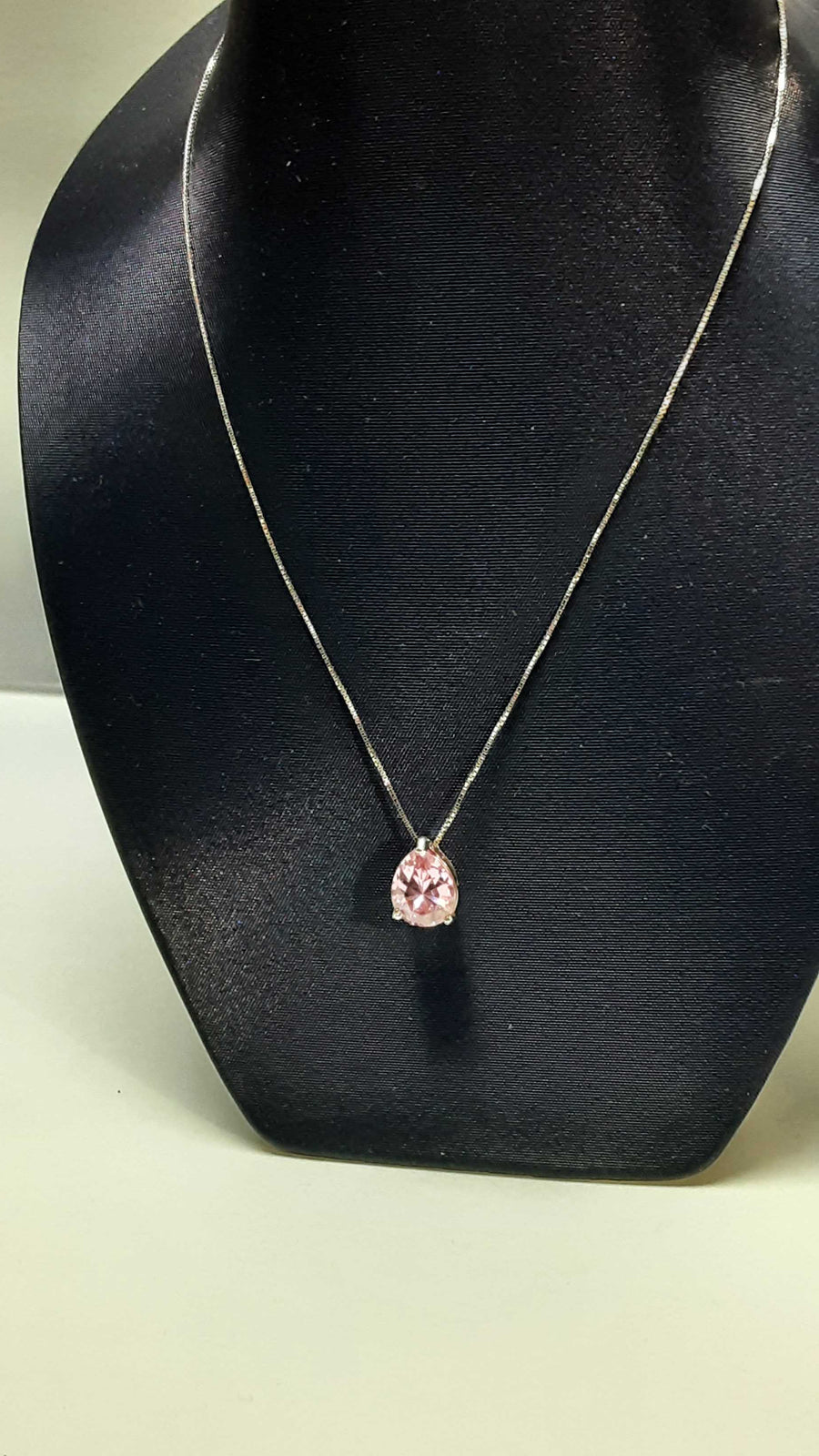 Chain - White Gold 18k (.750) 2.2 grams 15 inch