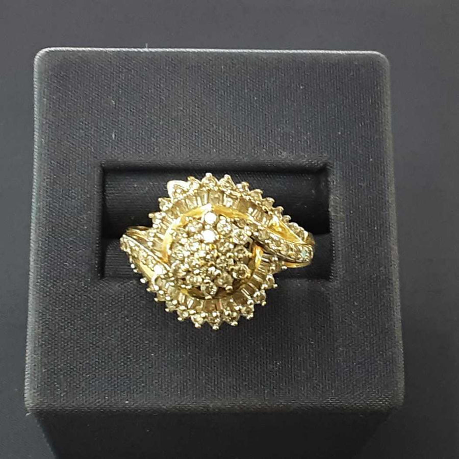 Women's Ring - Yellow Gold 10k (.417) 3.6 grams Size 7.5