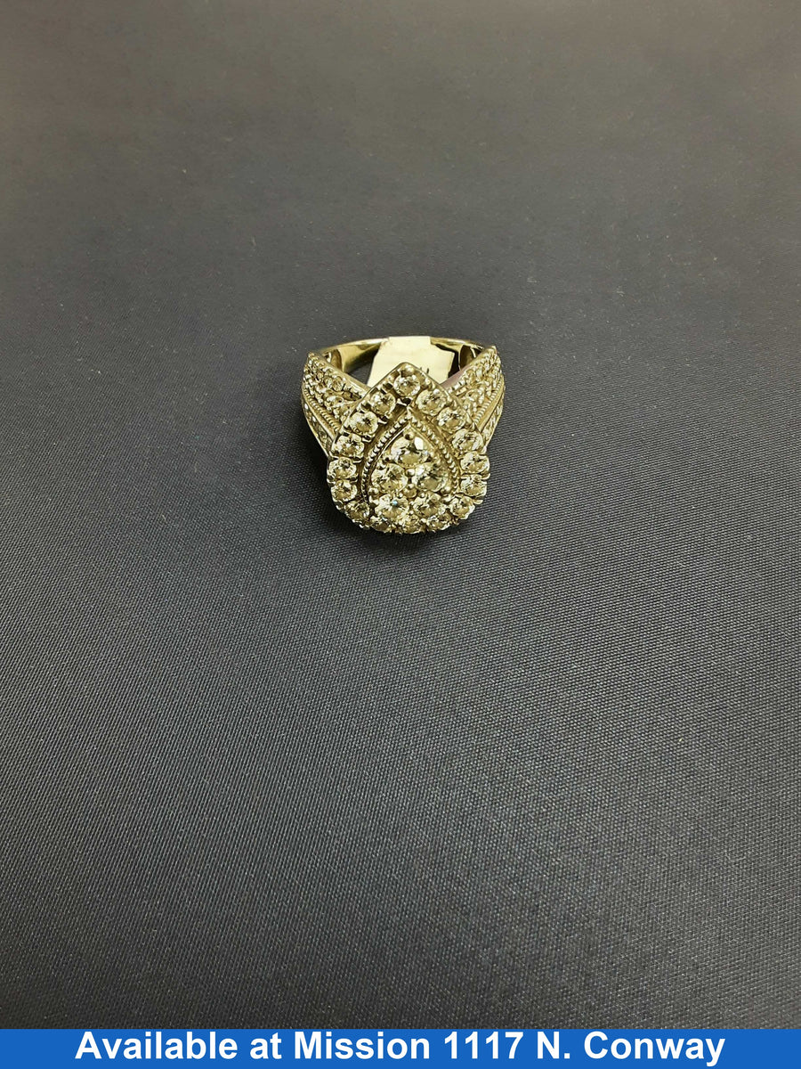 Women's Ring - White Gold 10k (.417) 11.5 grams Size 8