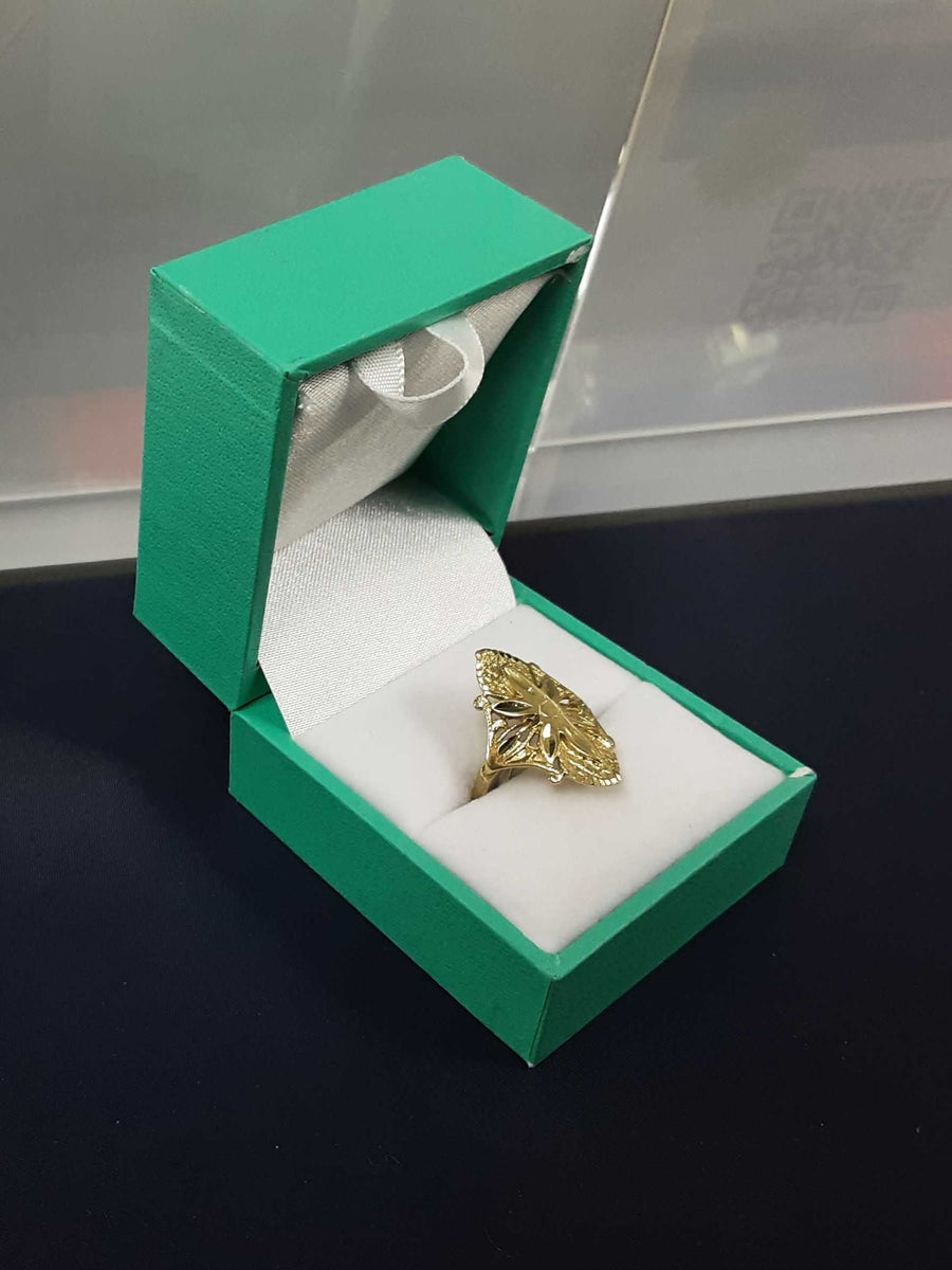 Women's Ring - Yellow Gold 14k (.585) 2.3 grams Size 8