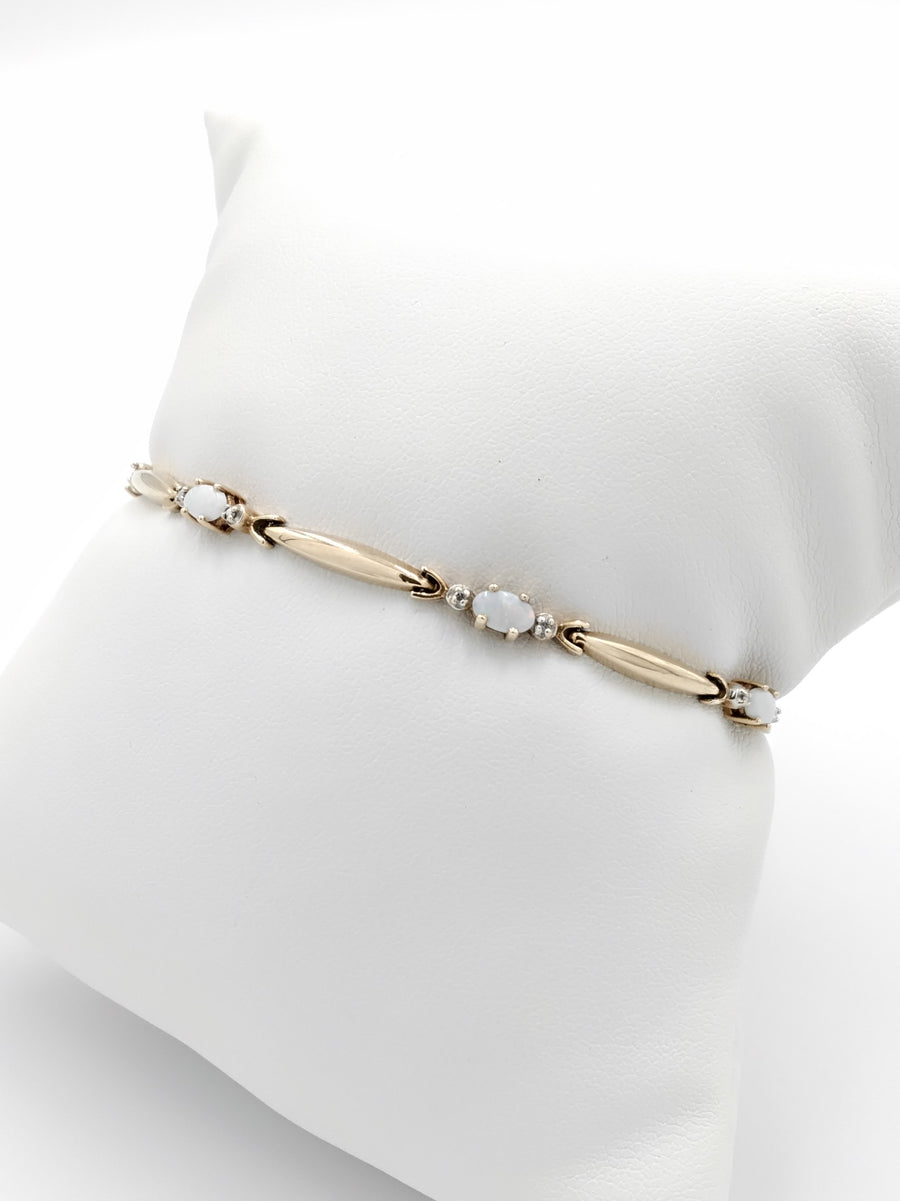 Bracelet - Yellow Gold 10k (.417) 4.2 grams 7 inch