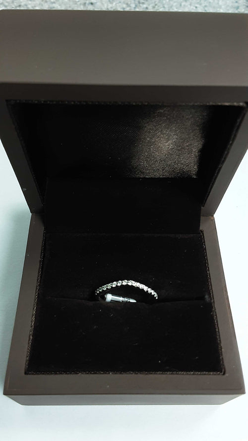 Women's Ring - White Gold 14k (.585) 1.1 grams Size 7.5
