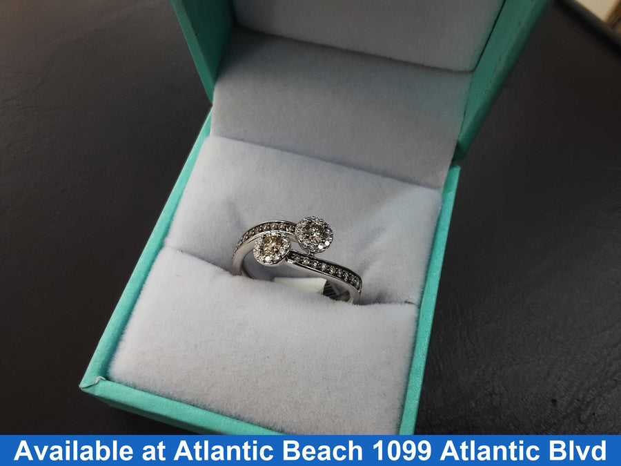 Women's Ring - White Gold 14k (.585) 3.2 grams Size 7