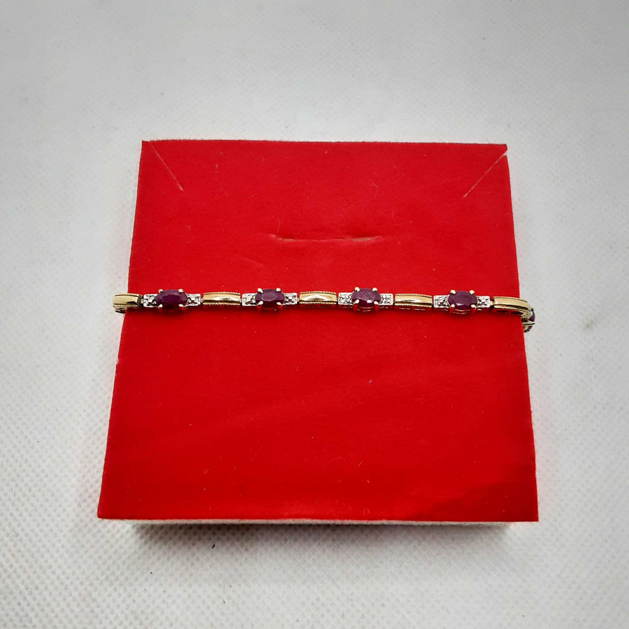 Figaro Bracelet - Yellow Gold 10k (.417) 7.8 grams 14 inch