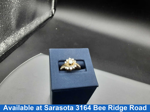 Women's Ring - Yellow Gold 14k (.585) 5.4 grams Size 7