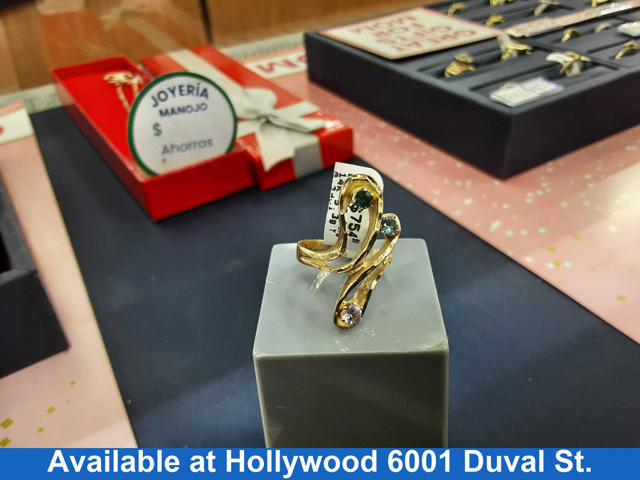 Women's Ring - Yellow Gold 14k (.585) 5.3 grams Size 6.5
