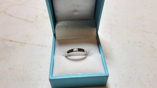 Ring - Wedding Band - White Gold 10k (.417) 1.1 grams Size 8