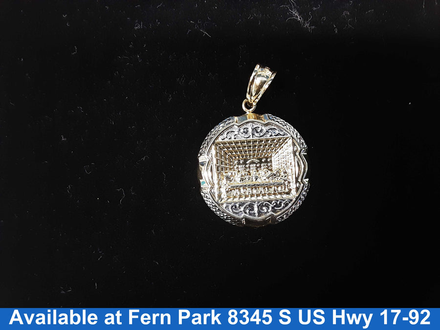 Religious Pendant - Yellow Gold 10k (.417) 5 grams
