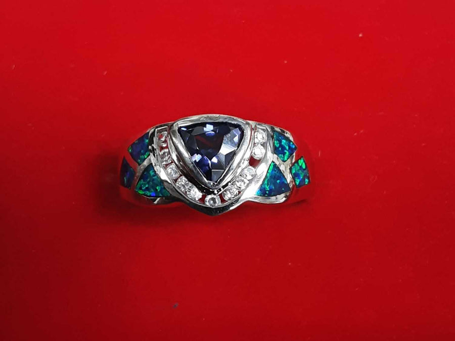 Women's Ring - Silver 5.1 grams Size 7